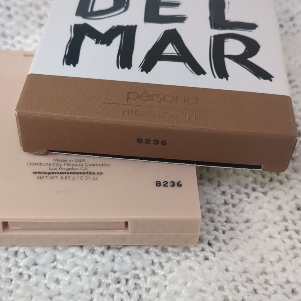 Persona Cosmetics Cali Glow Highlighter in Del Mar, 7.48g/0.26oz - Picture 5 of 9